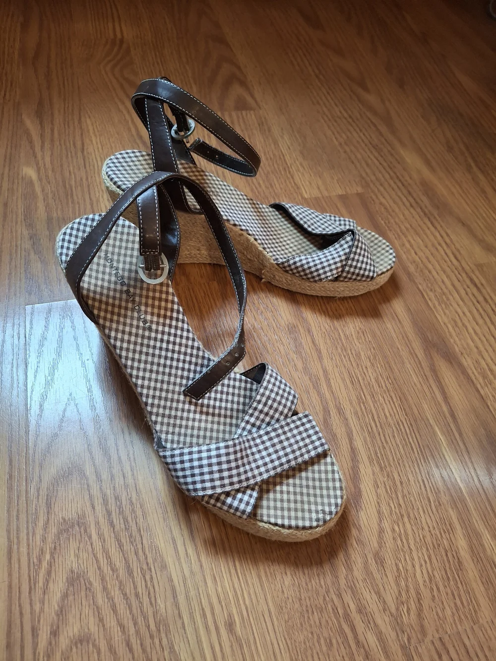 Montego Bay Club Brown Plaid Espadrille Wedge Sandals